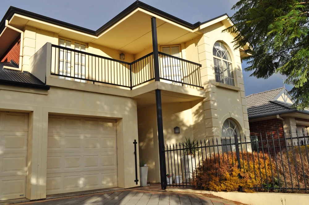 duplex build suitable block